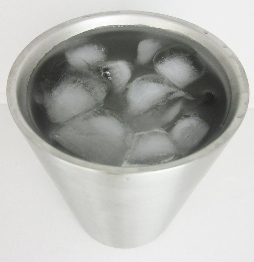 Living H&C Tumbler, Vacuum Insulated, 420ml, Stainless Steel, Double Wall, Keeps Hot or Cold, Condensation Resistant, Smooth Mouth, Perfect for