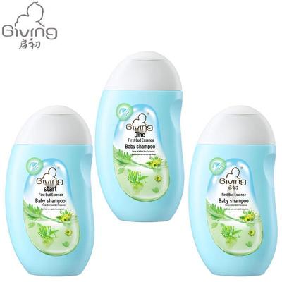 Frisch extrahiertes Baby-Shampoo mit frühem Keimling