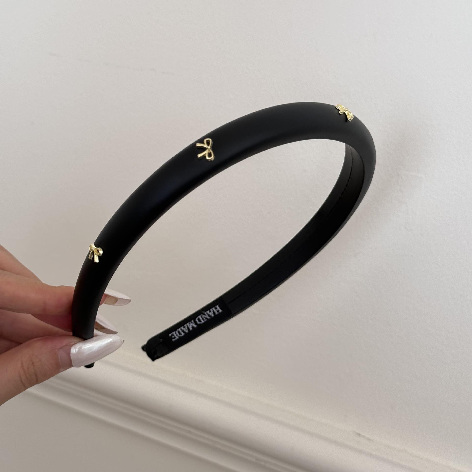 

Кремовый галстук-бабочка тонкая повязка для волос для женщин универсальная для выхода в свет аксессуар для волос с высоким верхом черепа новая стильная повязка на голову для повседневной носки