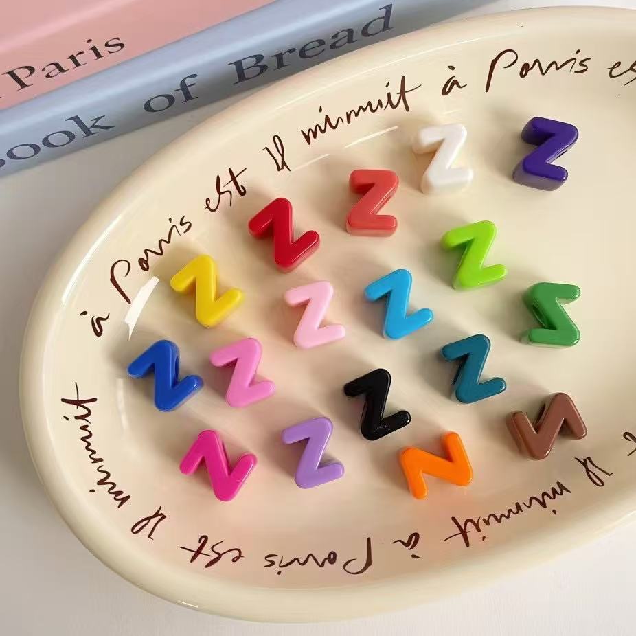10 Stück/Los Bunte Englische Buchstabenperlen Für Schmuckherstellung DIY Dekoration Handykette Schlüsselanhänger Perlenstift Haaraccessoires
