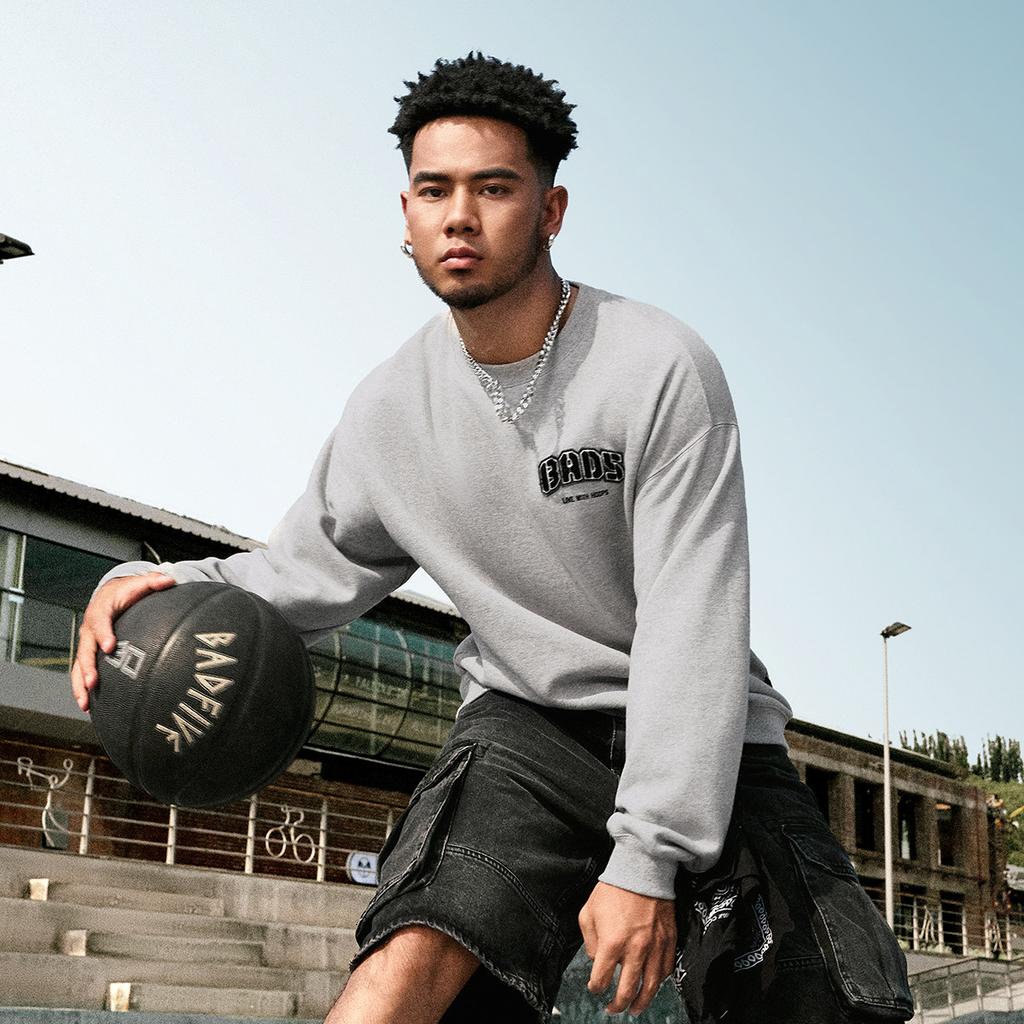 Li Ning Badfive Basketball Series Letter Round Neck Pullover Warm Fleece Sports Long Sleeve Sweatshirt Men sweatshirt Gray Mixed-Gray AWDU515-6
