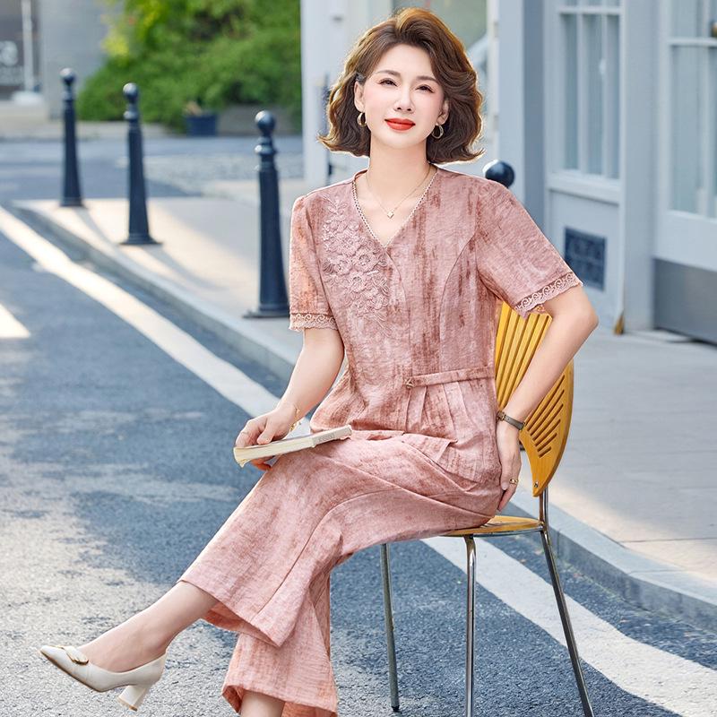 

Mother s Summer Short Sleeve Two-Piece Set for Middle-Aged Women (40-60) 4XL (130-145 lbs)