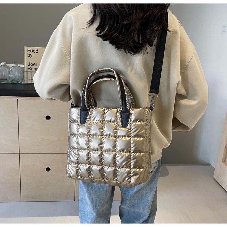 Internet Celebrity Cotton Quilted Padded Women's Handbags Nylon Solid Color Grid Female Shoulder Crossbody Bags Large Capacity Ladies Tote Bag Satchel