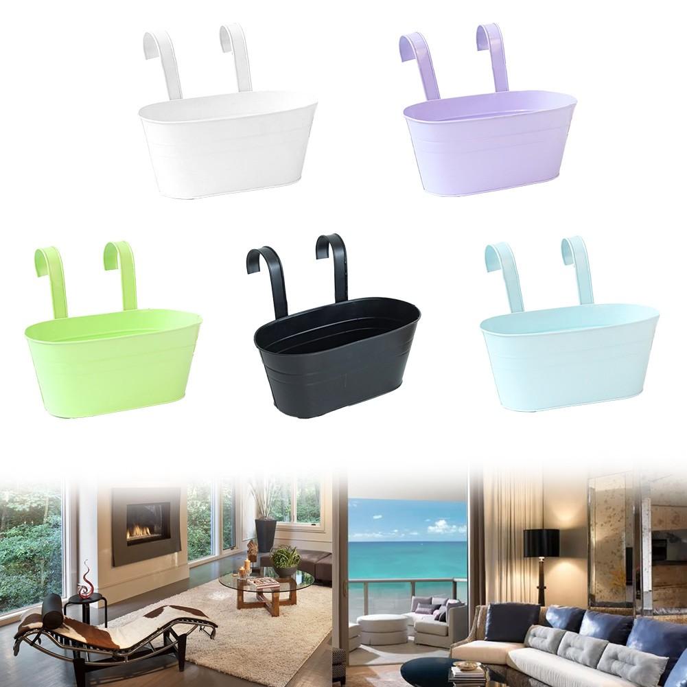 

Weather Resistant Hanging Flower Pot Metal Flower Pot білий