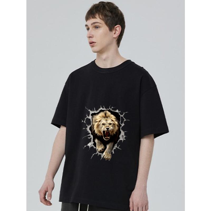 Men's Black T-Shirt Lion Breaking Through Graphic Design Casual Wear for Everyday Outfits