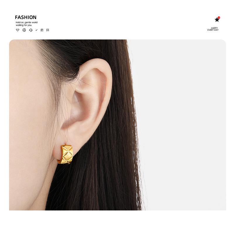 High-End Argyle Titanium Steel Ear Cuffs