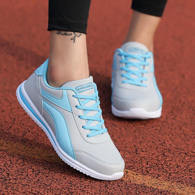 Spring Middle-Aged And Old Walking Shoes Women'S Shoes Mesh Breathable Non-Slip Sports Shoes Women'S Lightweight And Versatile Casual Shoes