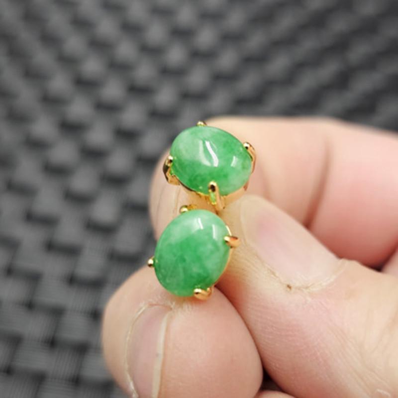 Emerald Green Jade Pendant & Oval Stud Earrings Set