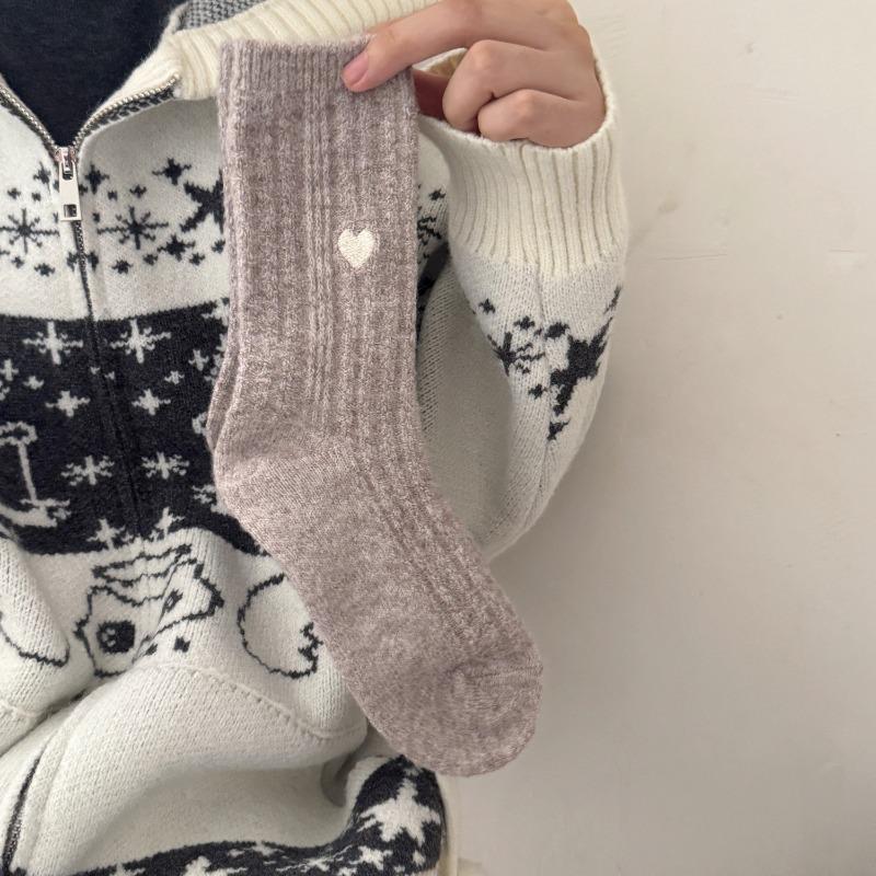 Winter Thickened Wool Mid-calf Socks, Heart-embroidered Pile Women's Socks, Double-needle Wool Socks
