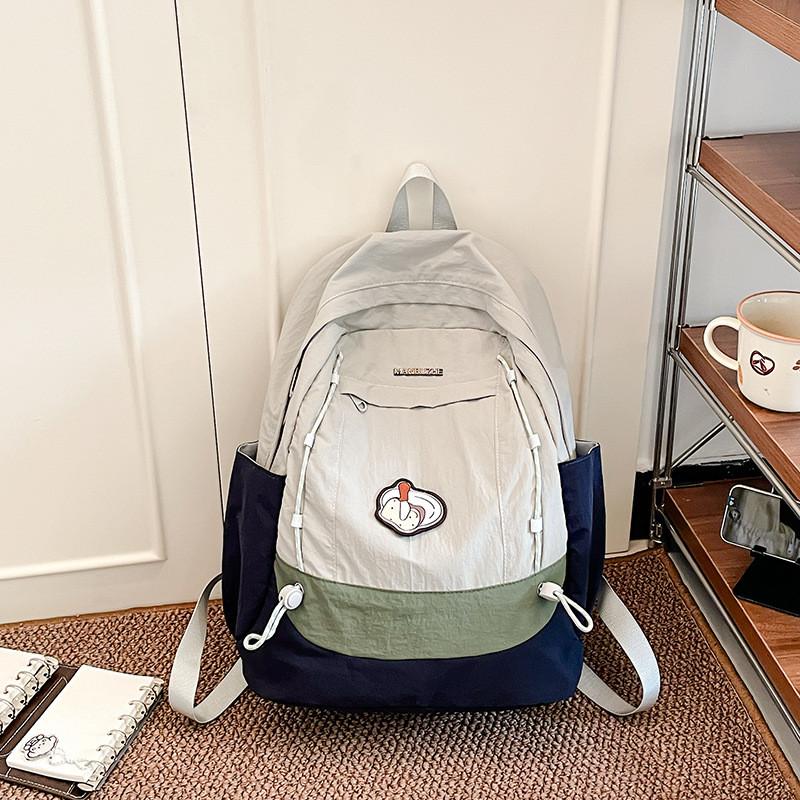Student Backpack Simple Large Capacity Zipper Design Adjustable Shoulder Straps