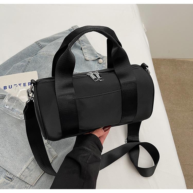 2025 Spring New Korean Niche High-end Pillow Bag Messenger Bag Cute Small Bag Commuter Boston Bag