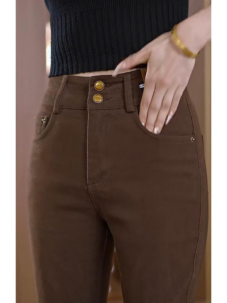 Damen-Jeans mit hohem Bund und Micro-Flare-Schlag, Herbst/Winter 2025 - Vielseitige, figurformende Schlaghosen mit Fleece-Futter.