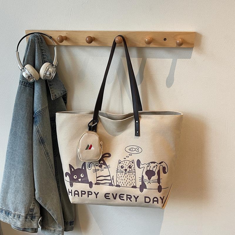 Fashion and leisure personalized large-capacity bag autumn and winter new shoulder bag 2025 niche design women's tote bag