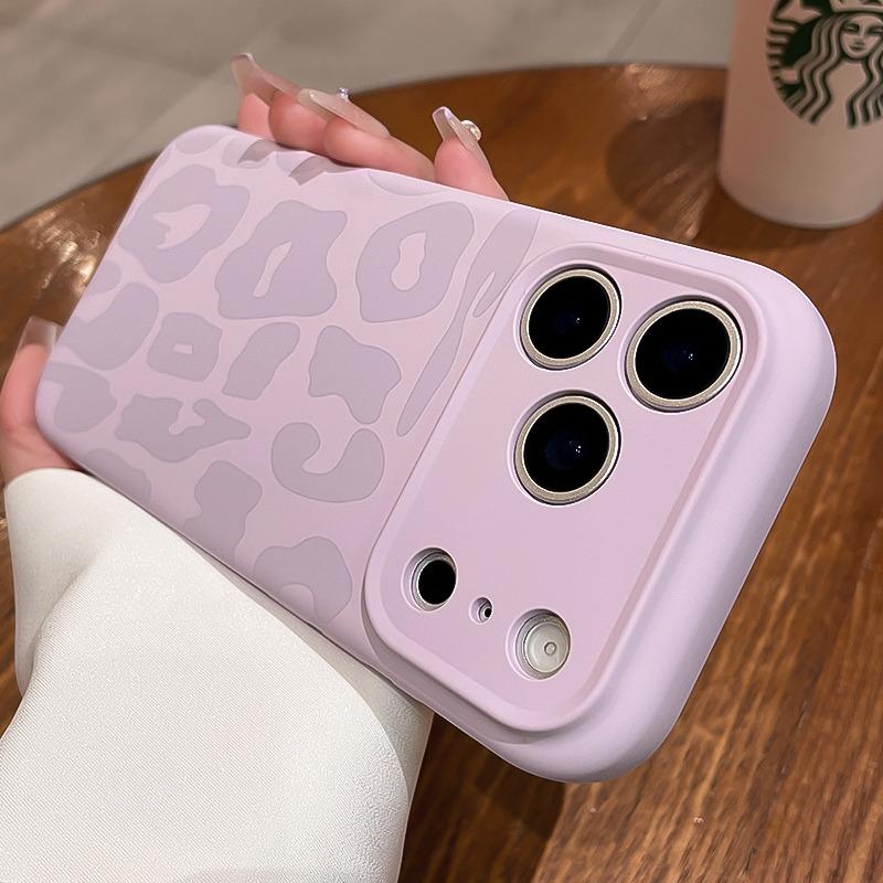 

Leopard Pattern Liquid Silicone Case for iPhone 17 16 Pro Max Air 14 15 Plus 12 Camera Control Button Soft Shockproof Cover iPhone 12