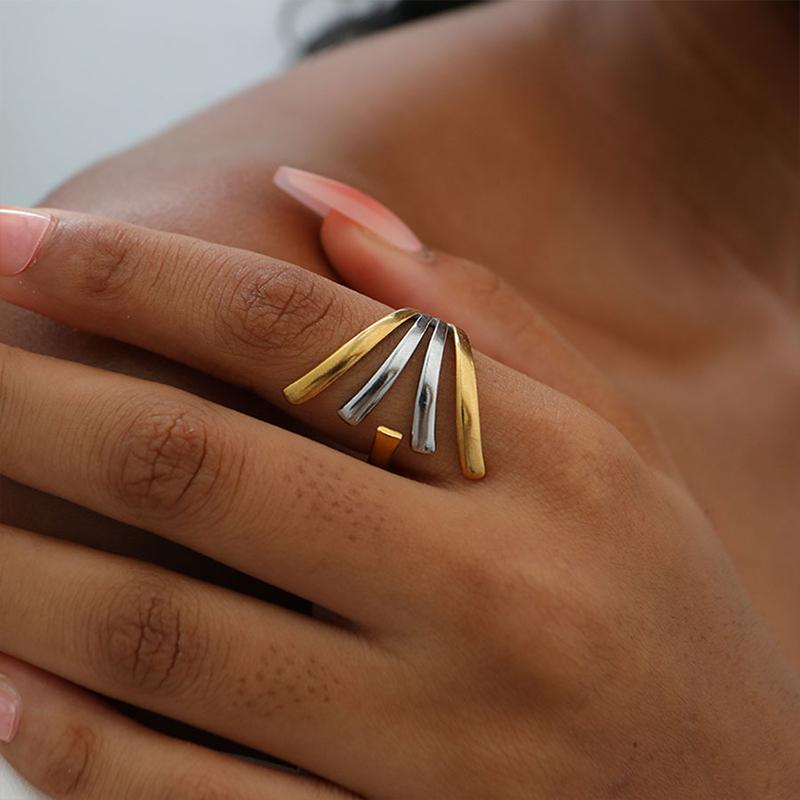 Stainless Steel Multi-Layer Irregular Line Adjustable Ring for Women Minimalist Metal Three Ring Hollow Rings Neo-Gothic Jewelry