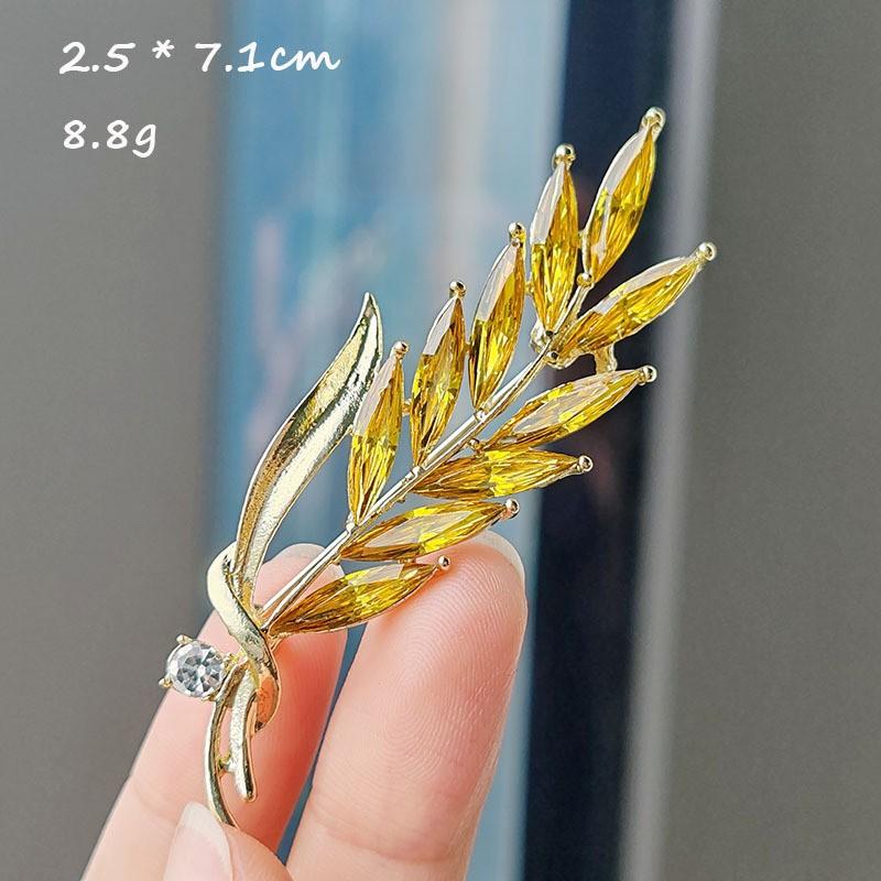 1pc Beautiful Shiny Wheat Brooch with Crystal Ears, Suitable for Women, Gender-neutral Plant Pins