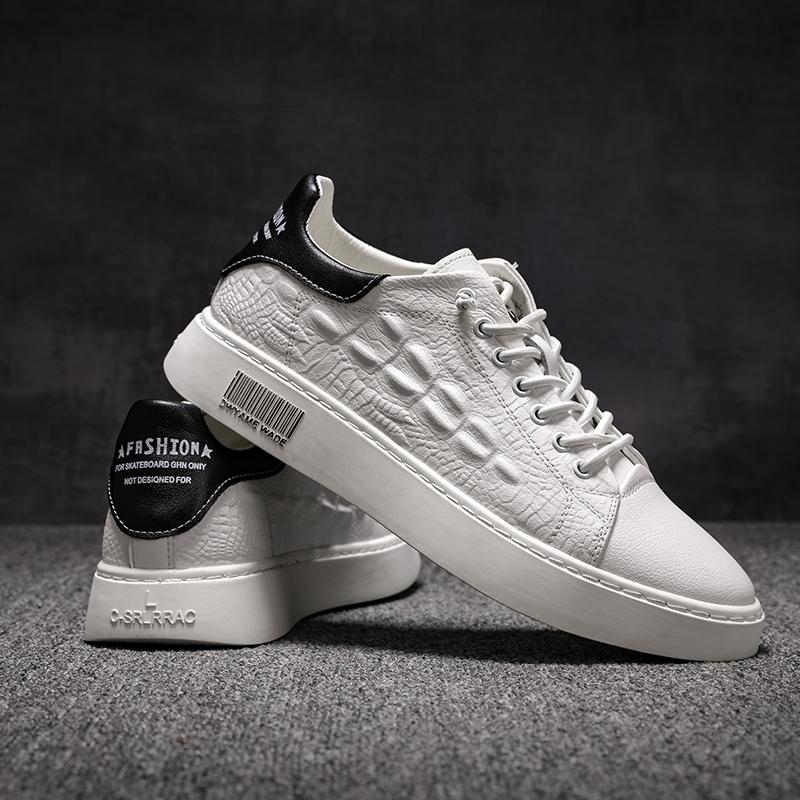 Handgenähte Mode-Trend-Sneaker Herren Freizeitschuhe Low Top Outdoor-Schuhe Herren Flats Klassische Casual Weiße Sneaker Trendschuhe