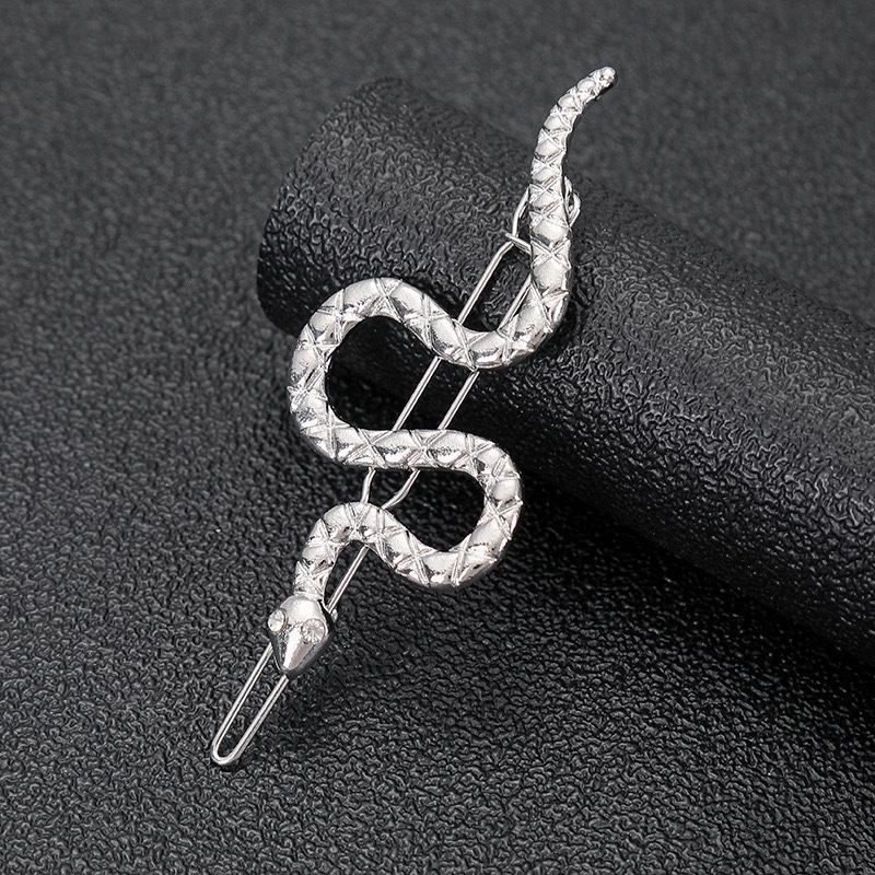 Creative Retro Snake Brooch: Unique Fashion Accessory for Women & Men