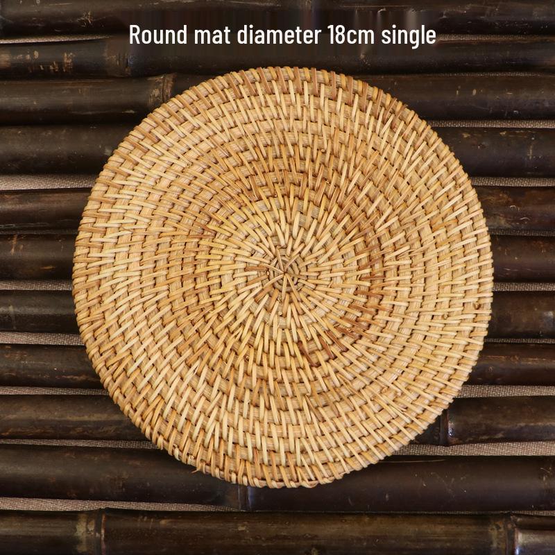 Hand-Woven Rattan Coaster & Non-Slip Table Mat Set: Heat-Resistant Placemats for Water Cups, Teapots, Bowls, Plates & Dining Tables.