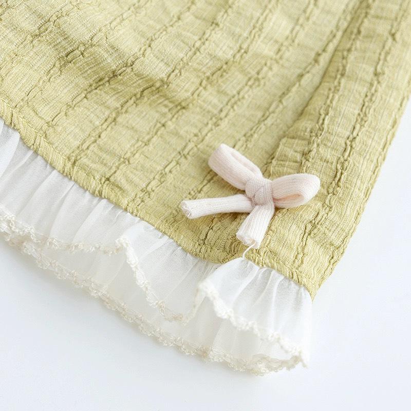 Sweet Summer Two-Piece: 3D Flower Sleeveless Tank & Flared Pants for Baby Girls