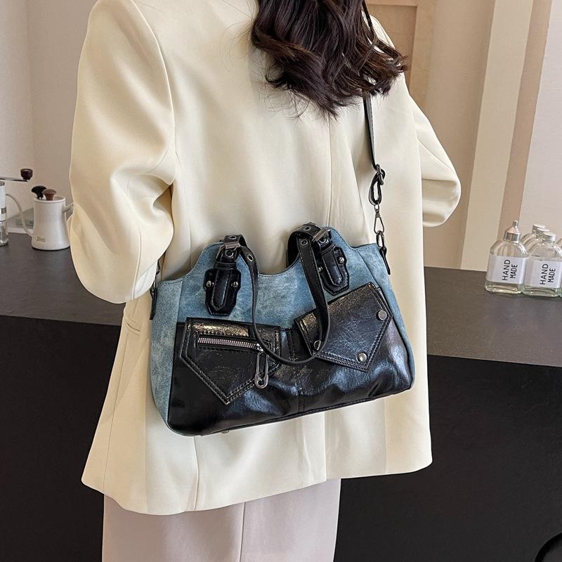 Large capacity shoulder bag, new crossbody bag, spliced women's bag, simple soft leather