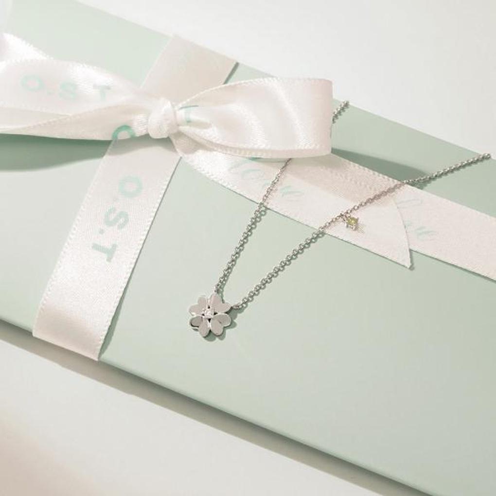 

[Same-day delivery] [Lucky item & lucky stone] Cutting point four-leaf clover necklace OTNP23501QWW Basic (photo color)