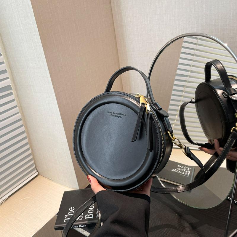 This year's popular bag women's 2025 new trendy summer fashion portable small round bag niche popular versatile messenger bag