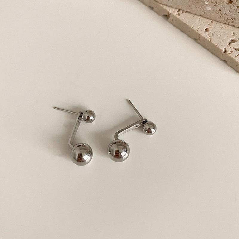 Fashion Sliver Color Asymmetrical Water Drop Earrings for Woman Retro Punk Hip Hop Metal Geometric Irregular Earrings Jewelry