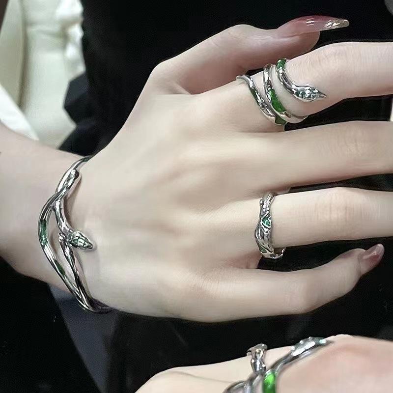 Punk Tier Schlange Armreif Hip Hop Armreifen Offener Ring Für Frauen Dunkler Stil Persönlichkeit Schmuck Party Geschenk