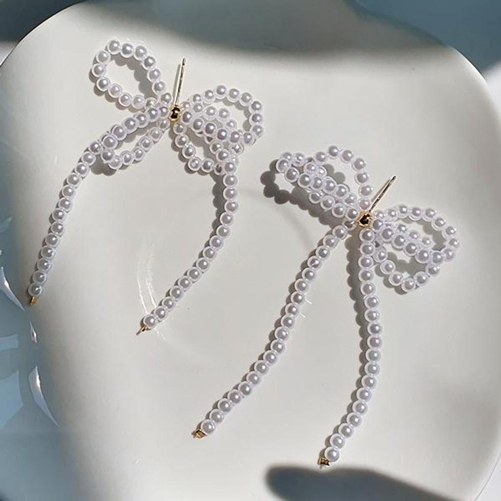 Women's Daily Accessory Pearl Earrings, Lactorary Ribbon