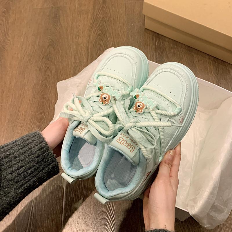 Rosa plattform sportssko damesko vår 2025 ny chic nisjedesign pustende student allsidige boardsko