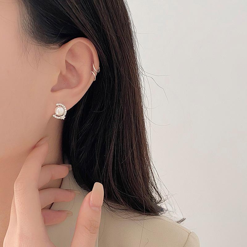 Niche Four-Star Pearl Earrings for Women Fashion High-end Design Earrings