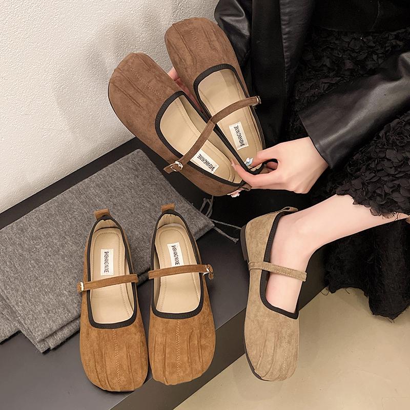 Fashion Autumn Women Flat Shoes Fashion Round Toe Shallow Slip On Ladies Red Ballerinas Shoes Soft Flat Heel Shoes New Woman