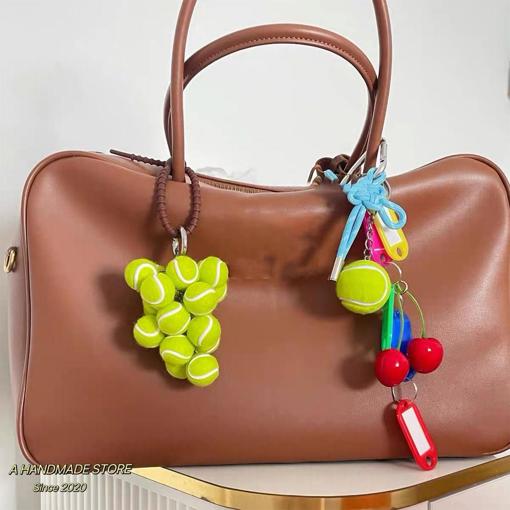 Tennis Pendant Keychain for Couples and Sports Enthusiasts Fitness Accessory Key Holder Athletic Keyring Accessories
