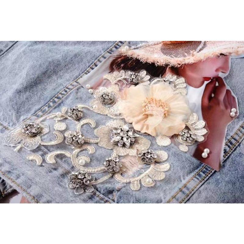 Diamond Studded Flower Denim Vest Short Sleeveless Vest Women's Loose Short Jacket Heavy Industry Technology Top New Fashion Autumn