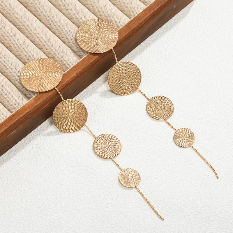 Fashion Gold Color Circular Pendant Earrings for Women Exaggerated Metal Long Tassel Round Geometric Earrings Jewelry Gifts