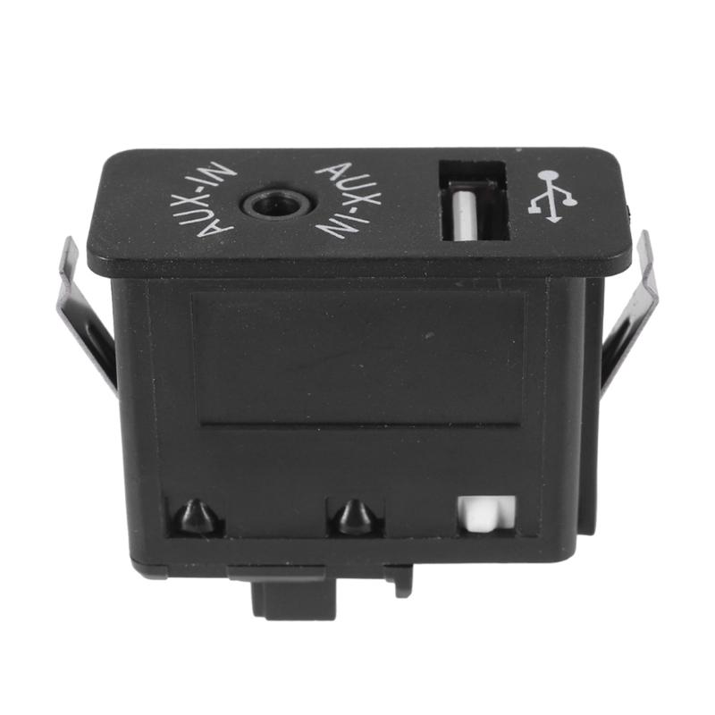 USB AUX Input Socket Switch Replacement AUX In Plug Auxiliary Input Socket Adapter for E60 E61 E63 E64 E81 E82 E84 E87