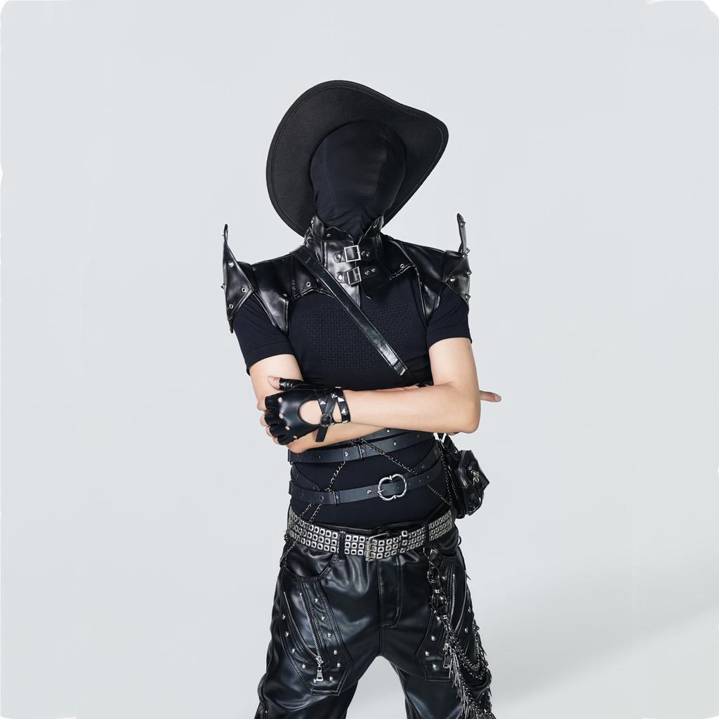 Nieten Punk PU-Leder Umhang Weste Mann Frau Gothic Vintage Ultra-kurz Leder Weste Cosplay Schulterpanzer Geschirr