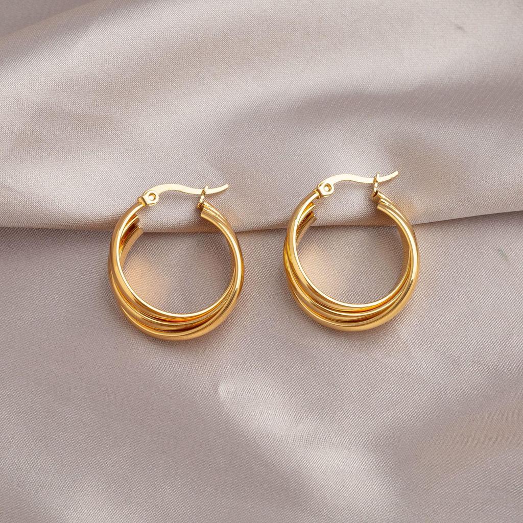 Gold Titanium Steel Geometric Oval Earrings for Women: Light Luxury, High-End Fashion, Elegant and Minimalist Design