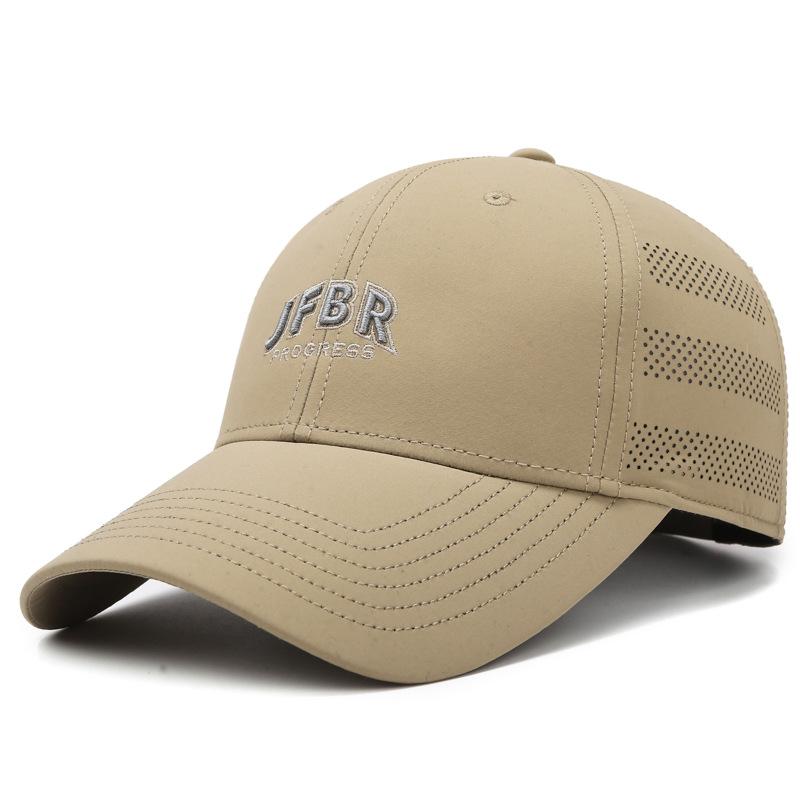 Embroidered letter baseball cap with side perforations – a casual, versatile and stylish cap for outdoor sun protection