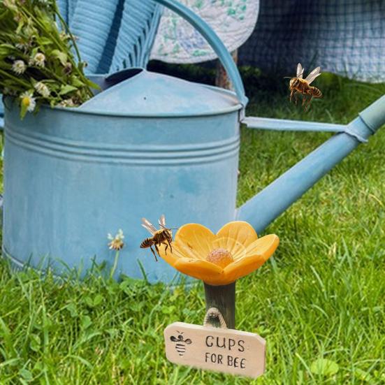 Bienenfreundliche, flache Trinkschale aus Keramik in Blütenform – leicht zu reinigen – Gartendekoration