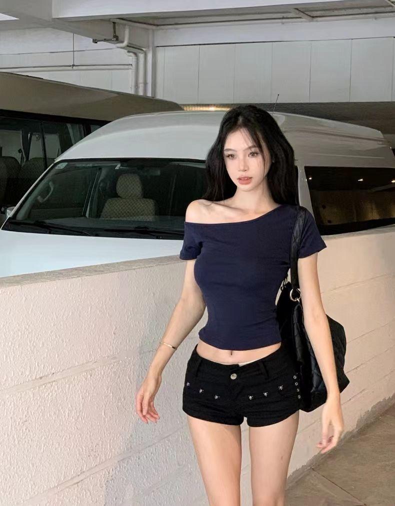 Pure lust Spice Girl slanted shoulder short-sleeved slim-fit T-shirt women's summer tight and thin bottoming shirt slim-fit short top
