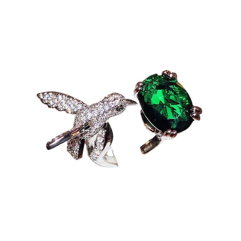 Colored Treasure Girl Ring Simulation St. Maria L Green Grandmother Hummingbird Ring