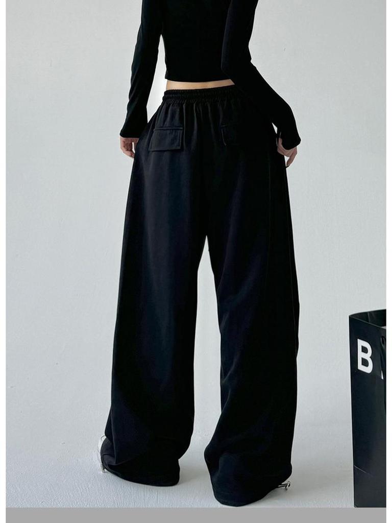 Unisex Gray American-Style Sweatpants: High-Waisted, Straight-Leg, Loose-Fit, Casual, Cargo, Perfect for Spring, Autumn, and Winter.