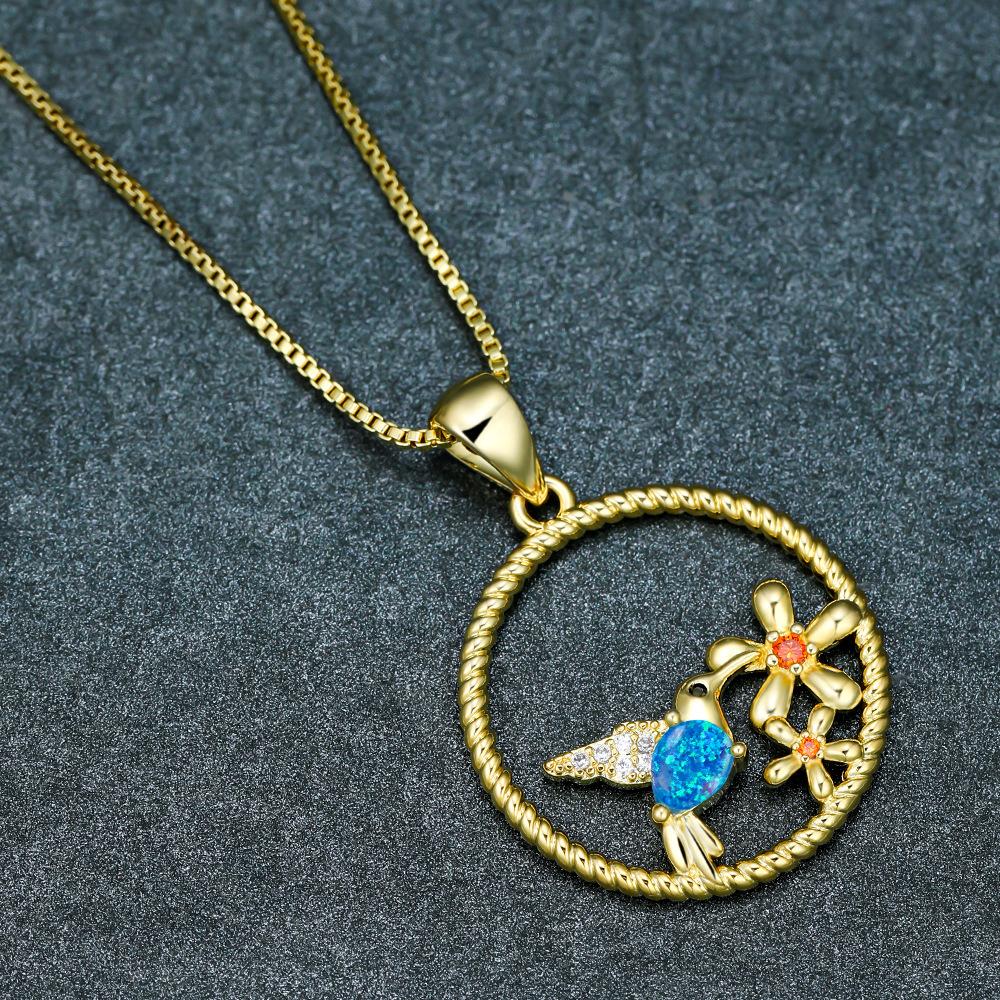 

Сяоцин Новый Стиль Золотой Радостный Бровь Верх Сине-Белая Птица Универсальное Подвесное Ожерелье