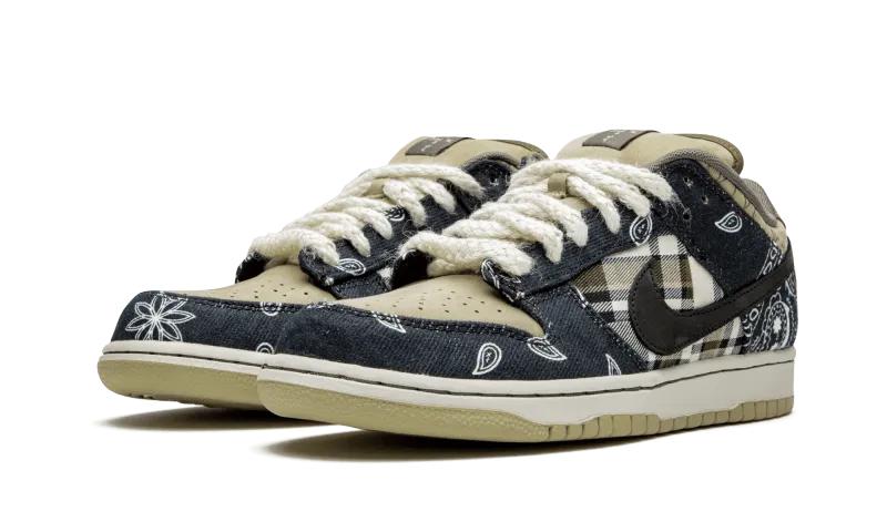 SB Dunk Low Travis Scott 40