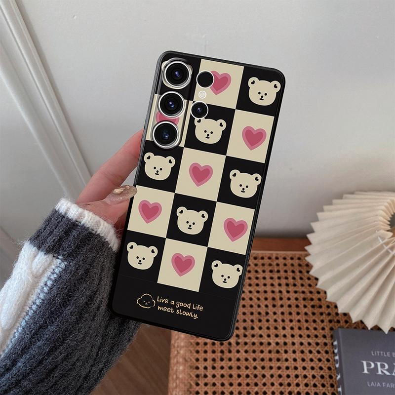 

М який силіконовий чорний чохол з візерунком Bear для Xiaomi Redmi Note 13 Pro 13C Poco C65 Samsung A55 A54 A34 S24 iPhone Camera Protective Shockproof Cover Redmi 13 4G