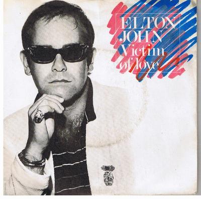 Disque 7 pouces ELTON JOHN - Victim Of Love XPRES21 The Rocket Reco 1979 UK Rock Occasion