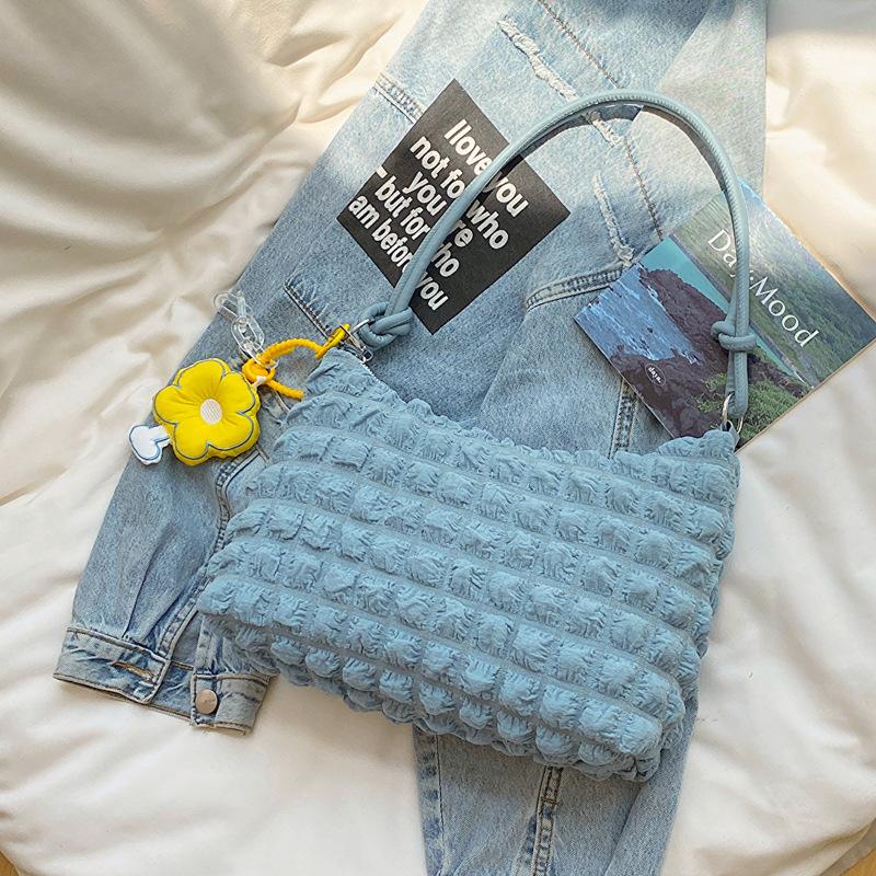 Foreign style small fresh pleated shoulder bag women 2025 early autumn new versatile underarm dumpling bag fashion