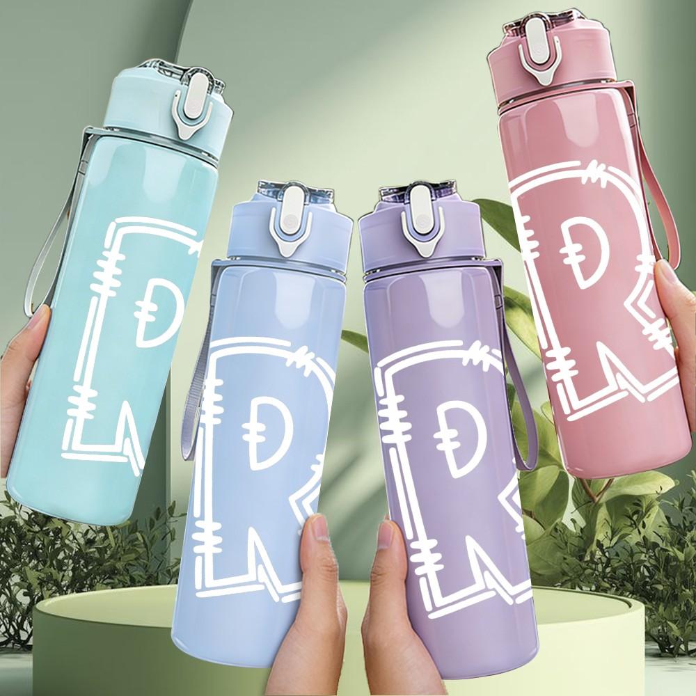1PC Letter R Monogram 750ml Color Plastic Sports Water Bottle Leakproof Flip Straw Lid Suitable for Sports Office Home Use